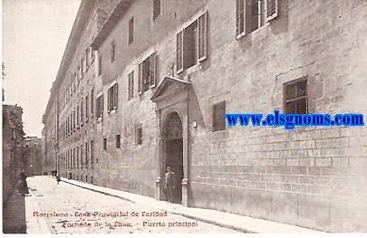 Barcelona.Casa Provincial de Caridad.Fachada de la Casa.Puerta Principal.