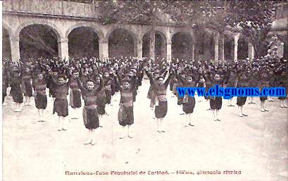 Barcelona.Casa Provincial de Caridad.Nios,gimnasia rtmica.