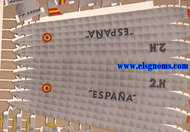 Constructor.  Objetos diversos - N 40 - Zeppelns.  Pequeas construcciones en cartulina, desmontables, sin pegaduras (Patentado). Constituir una hermossima coleccin de pequeos juguetes con gran variedad de asuntos finamente decorados, reproducciones de la realidad, desmontables, guardndose en sitio reducidsimo, de gran finalidad educativa para el ejercicio de la habilidad, iniciativa y paciencia de los nios y que suprime la posibilidad de herirse o mancharse (Nada han de cortar ni pegar). S.A.I.G. Seix y Barral Herms. Editores, Bardelona. 